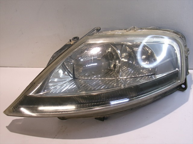 Reflektor lewy 9682673080 PEUGEOT