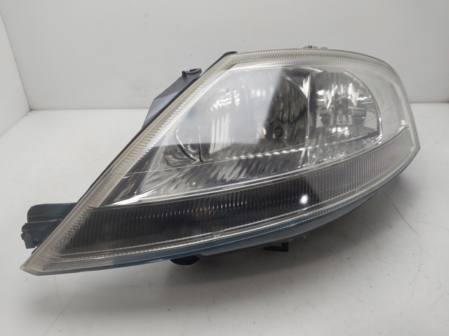 Reflektor lewy 9682673080 PEUGEOT