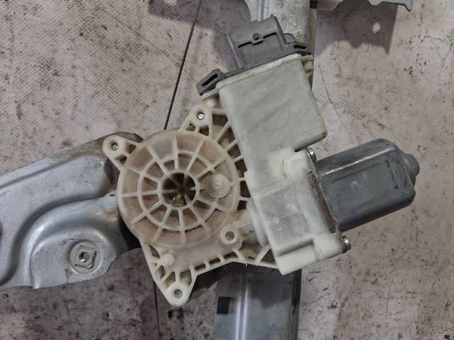 Mechanizm podnoszenia szyby drzwi przednich prawych 9682808880 PEUGEOT