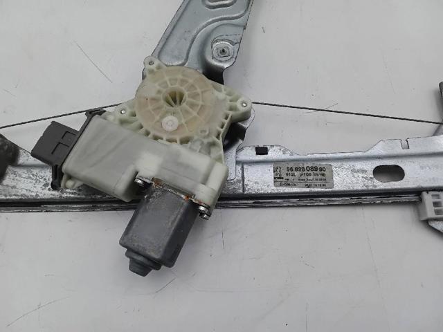Mechanizm podnoszenia szyby drzwi przednich lewych 9682808980 PEUGEOT