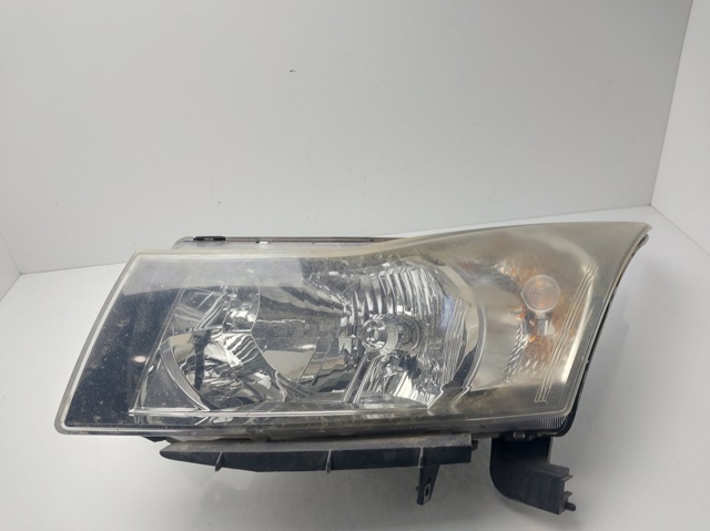 Reflektor lewy 96828236 GM