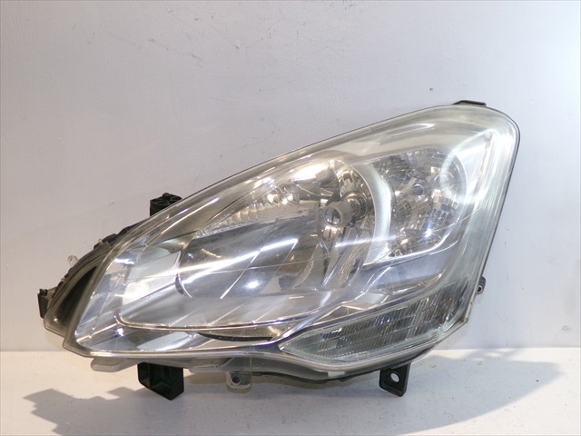 Reflektor lewy 9682828280 PEUGEOT