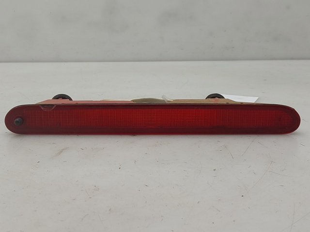 Lampa stop tylna dodatkowa 9682830180 PEUGEOT