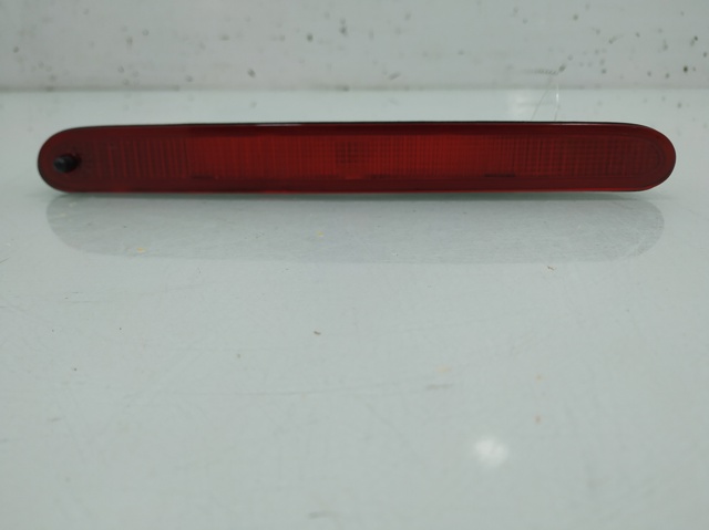 Lampa stop tylna dodatkowa 9682830180 PEUGEOT