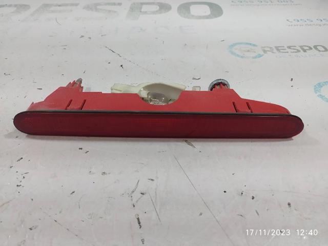 Lampa stop tylna dodatkowa 9682830180 PEUGEOT