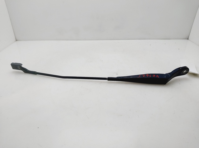 Ramię wycieraczki szyby przedniej 9682974380 PEUGEOT