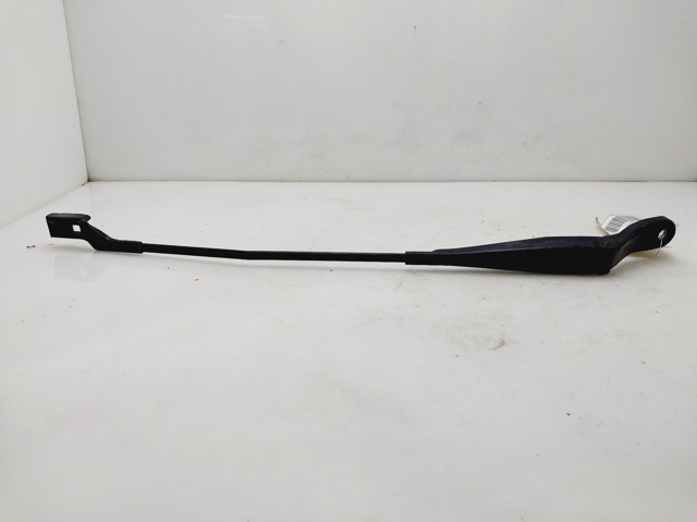Ramię wycieraczki szyby przedniej 9682974380 PEUGEOT