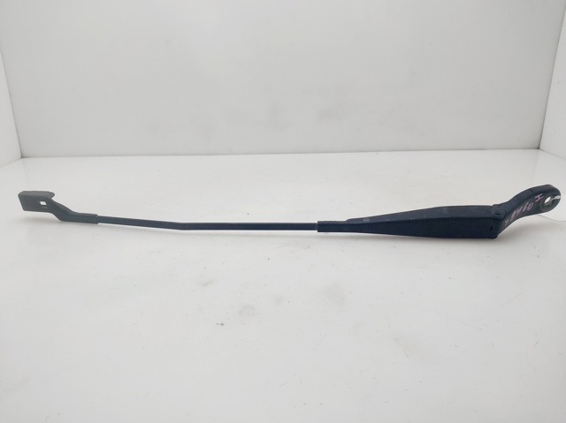 Ramię wycieraczki szyby przedniej 9682974380 PEUGEOT