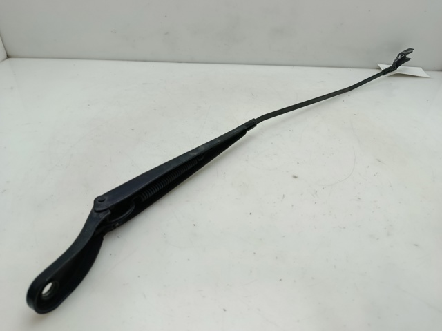 Ramię wycieraczki szyby przedniej 9682974780 PEUGEOT
