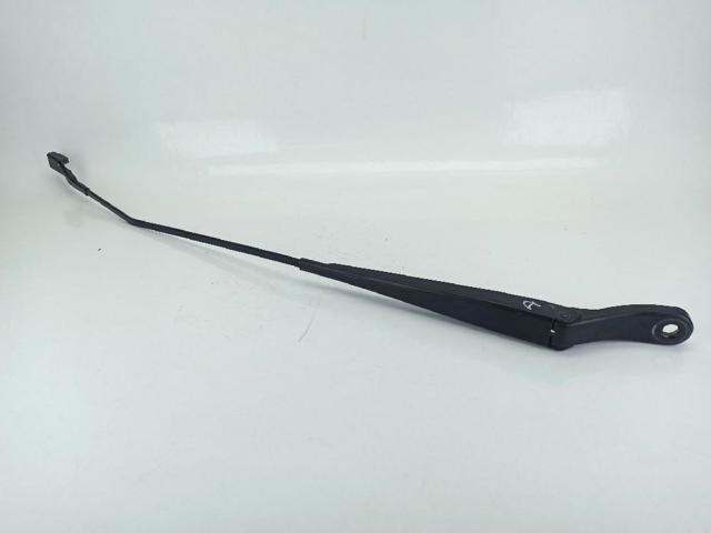 Ramię wycieraczki szyby przedniej 9682974780 PEUGEOT