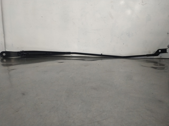 Ramię wycieraczki szyby przedniej 9682974780 PEUGEOT