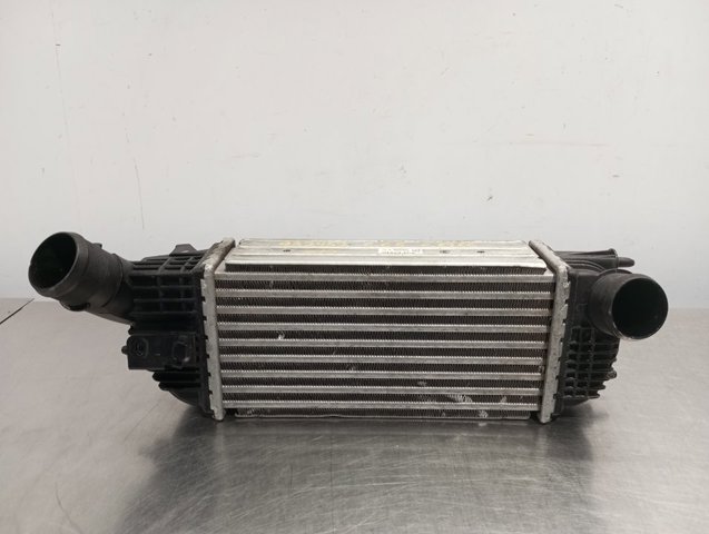 Chłodnica intercoolera 9683009680 PEUGEOT