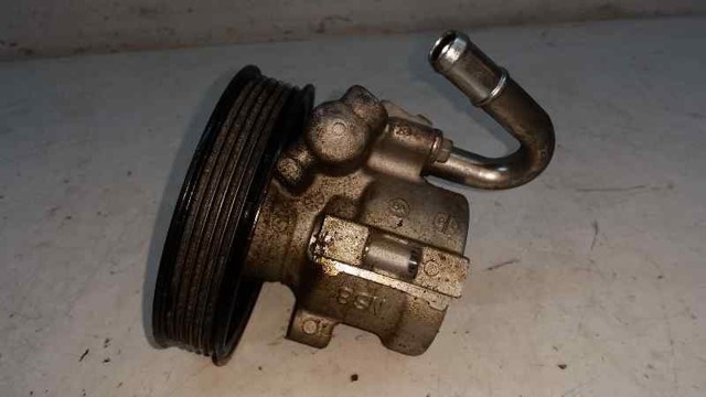 Pompa wspomagania hydraulicznego kierownicy 96835254 GM