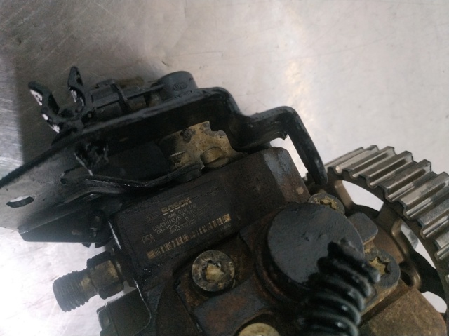 Pompa wtryskowa wysokiego ciśnienia 9683703780 PEUGEOT