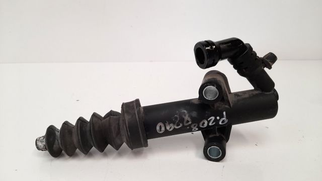 Cylinder roboczy sprzęgła 9683750480 PEUGEOT