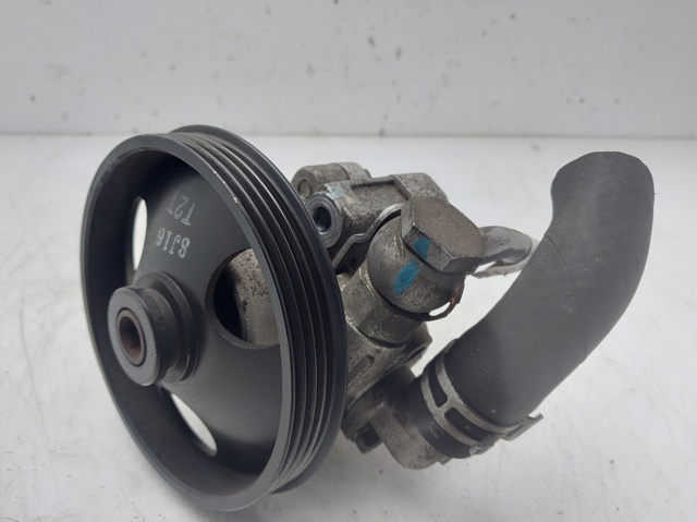 Pompa wspomagania hydraulicznego kierownicy 96837813 GM