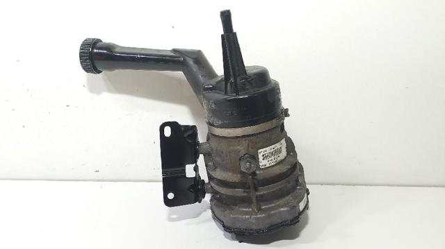 Pompa wspomagania hydraulicznego kierownicy 9684040180 PEUGEOT