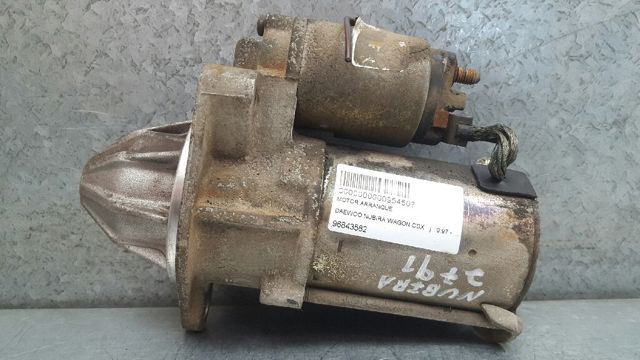 Rozrusznik 96843582 GM