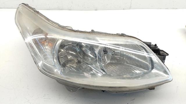 Reflektor prawy 9684382280 PEUGEOT