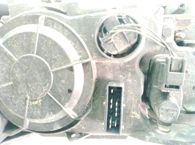 Reflektor prawy Citroen C5 3 RW