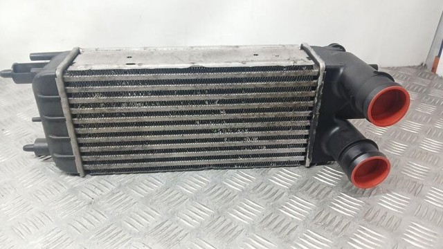 Chłodnica intercoolera 9684946380 PEUGEOT