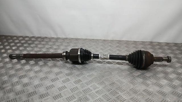 Półoś napędowa przednia prawa 9684947880 PEUGEOT