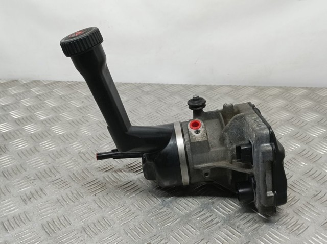 Pompa wspomagania hydraulicznego kierownicy 9684979180 PEUGEOT