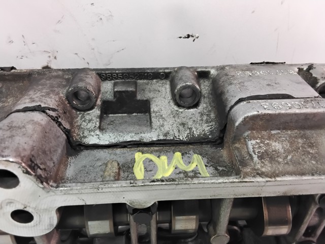 Głowica cylindrów 9685052710 PEUGEOT