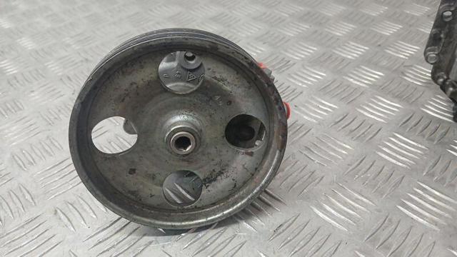 Pompa wspomagania hydraulicznego kierownicy 9685555580 PEUGEOT