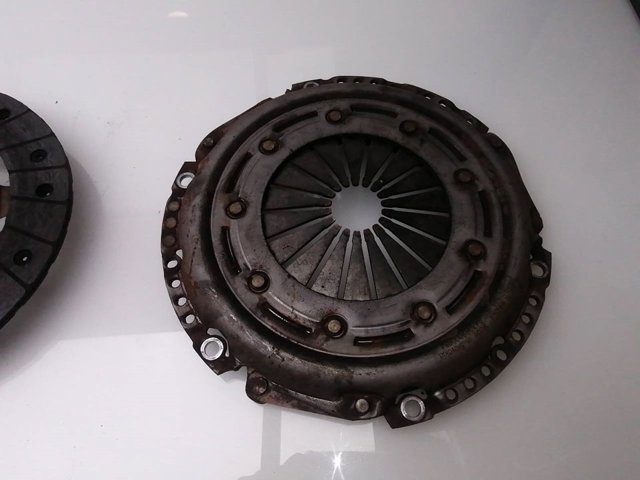 Docisk sprzęgła Peugeot 407 6D