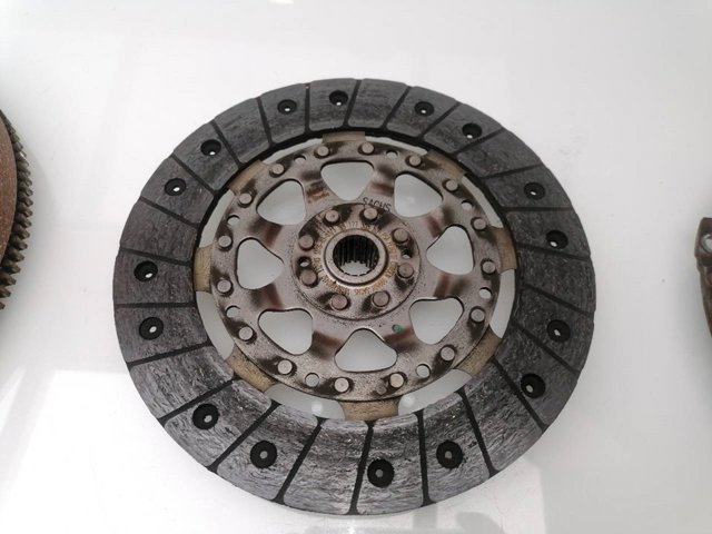 Docisk sprzęgła Peugeot 407 6D