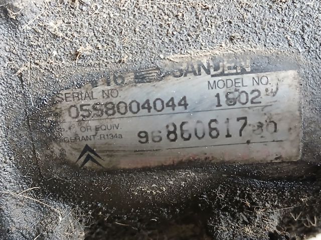 Sprężarka klimatyzacji 9686061780 PEUGEOT