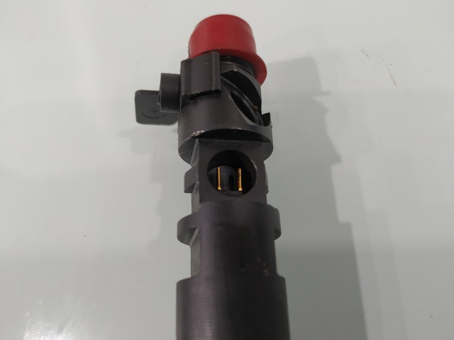 Wtryskiwacz paliwa 9686191080 PEUGEOT