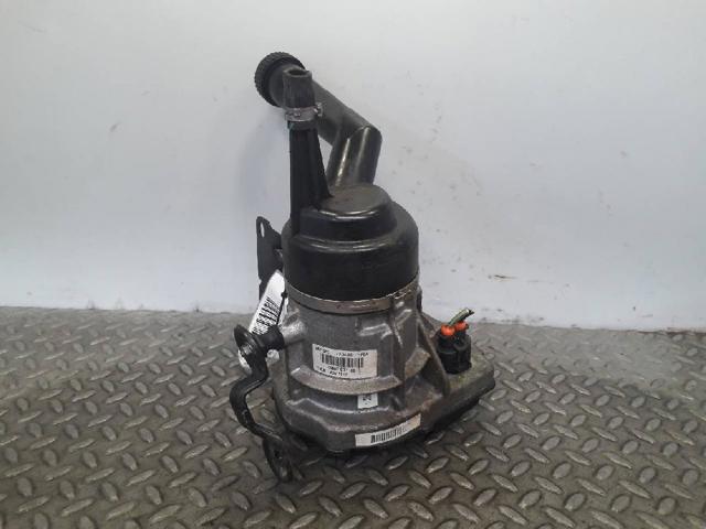 Pompa wspomagania hydraulicznego kierownicy 9686207180 PEUGEOT