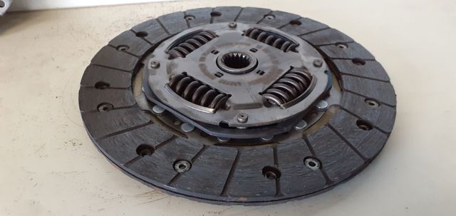 Docisk sprzęgła Peugeot 3008 1 0U