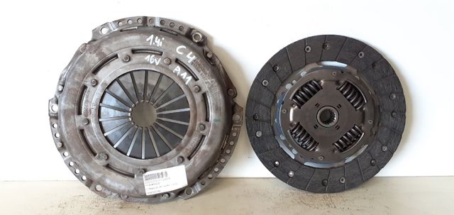 Docisk sprzęgła Peugeot 3008 1 0U