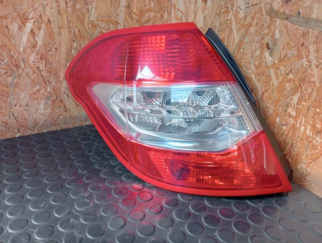 Lampa zespolona tylna lewa zewnętrzna 9687312180 PEUGEOT