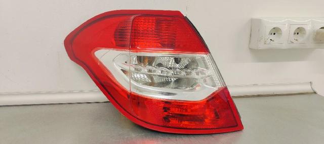 Lampa zespolona tylna lewa zewnętrzna 9687312180 PEUGEOT