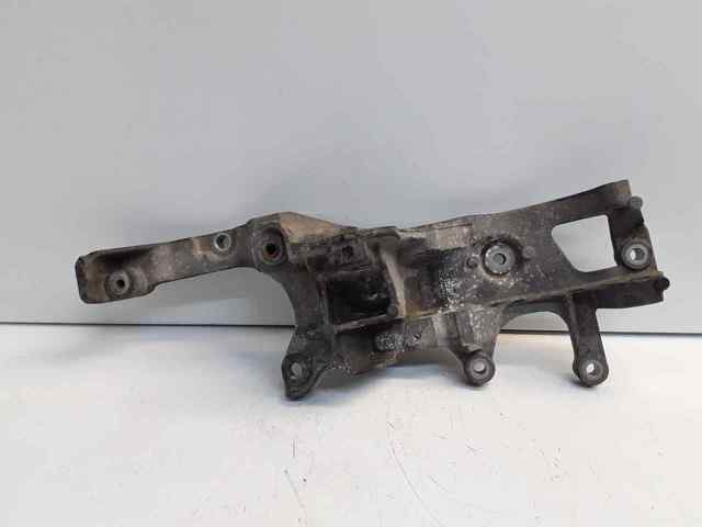 Wspornik alternatora Peugeot Expert VF