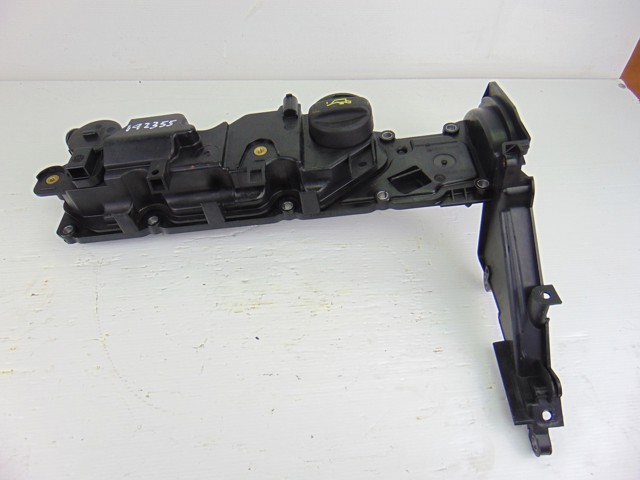 Pokrywa zaworowa 9688939180 PEUGEOT