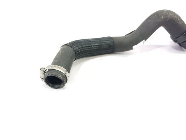 Przewód (króciec) chłodnicy górny Peugeot 308 2 LB, LP, LW, LH, L3