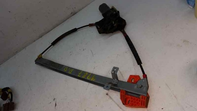 Mechanizm podnoszenia szyby drzwi przednich prawych 96FGA23200BE FORD