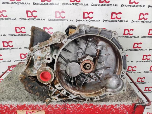 Mechaniczna skrzynia biegów w komplecie 96ZT7002BA FORD