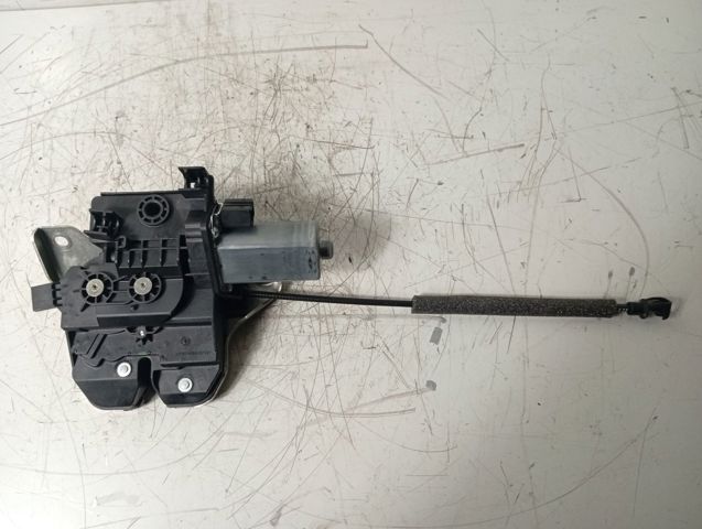 Zamek klapy bagażnika (3/5 drzwi tylnych) Porsche Panamera 970