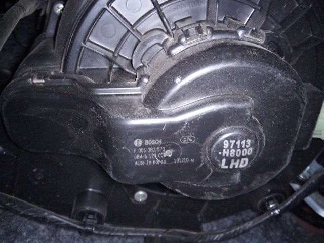 Silniczek wentylatora nagrzewnicy (ogrzewacza wnętrza) 97113H8000 HYUNDAI
