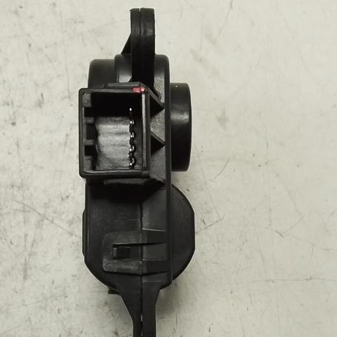 Silniczek klapy nagrzewnicy Hyundai SOLARIS 1 SBR11