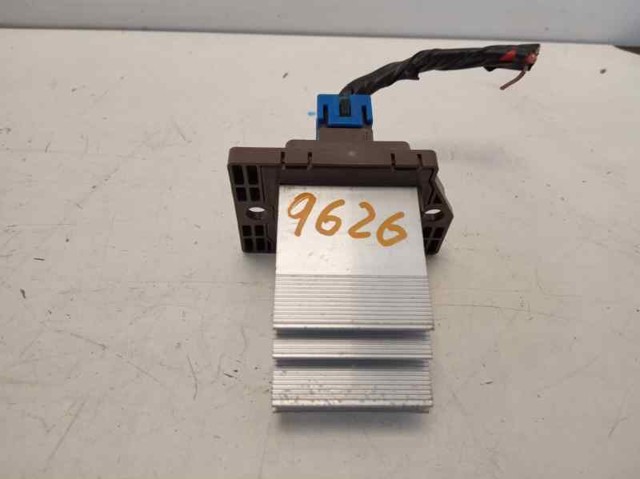 Rezystor wentylatora nagrzewnicy (ogrzewacza kabiny) 972351E000 HYUNDAI