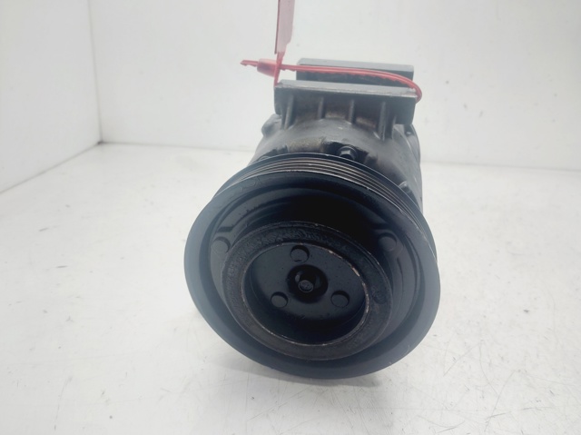 977011E300 Hyundai/Kia