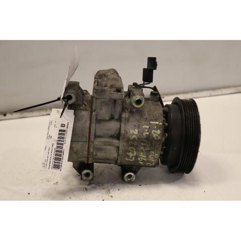 Sprężarka klimatyzacji 977011J101 HYUNDAI