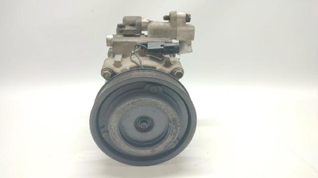 Sprężarka klimatyzacji 977012E200 HYUNDAI